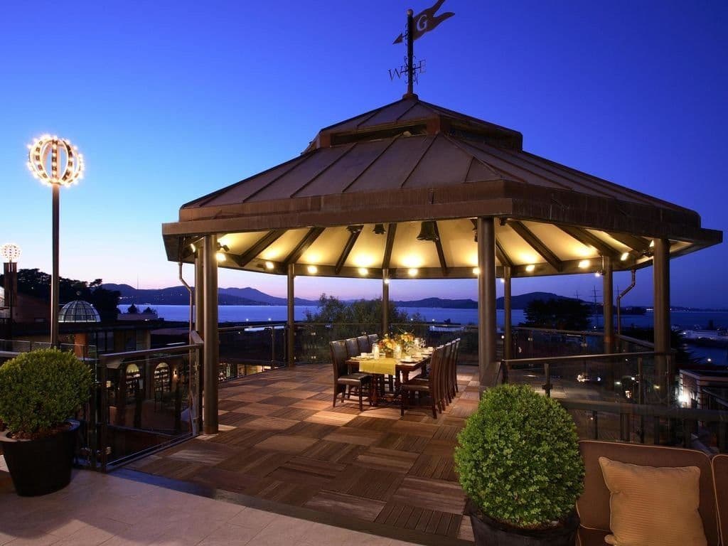 Fairmont Heritage Place, Ghirardelli Square development