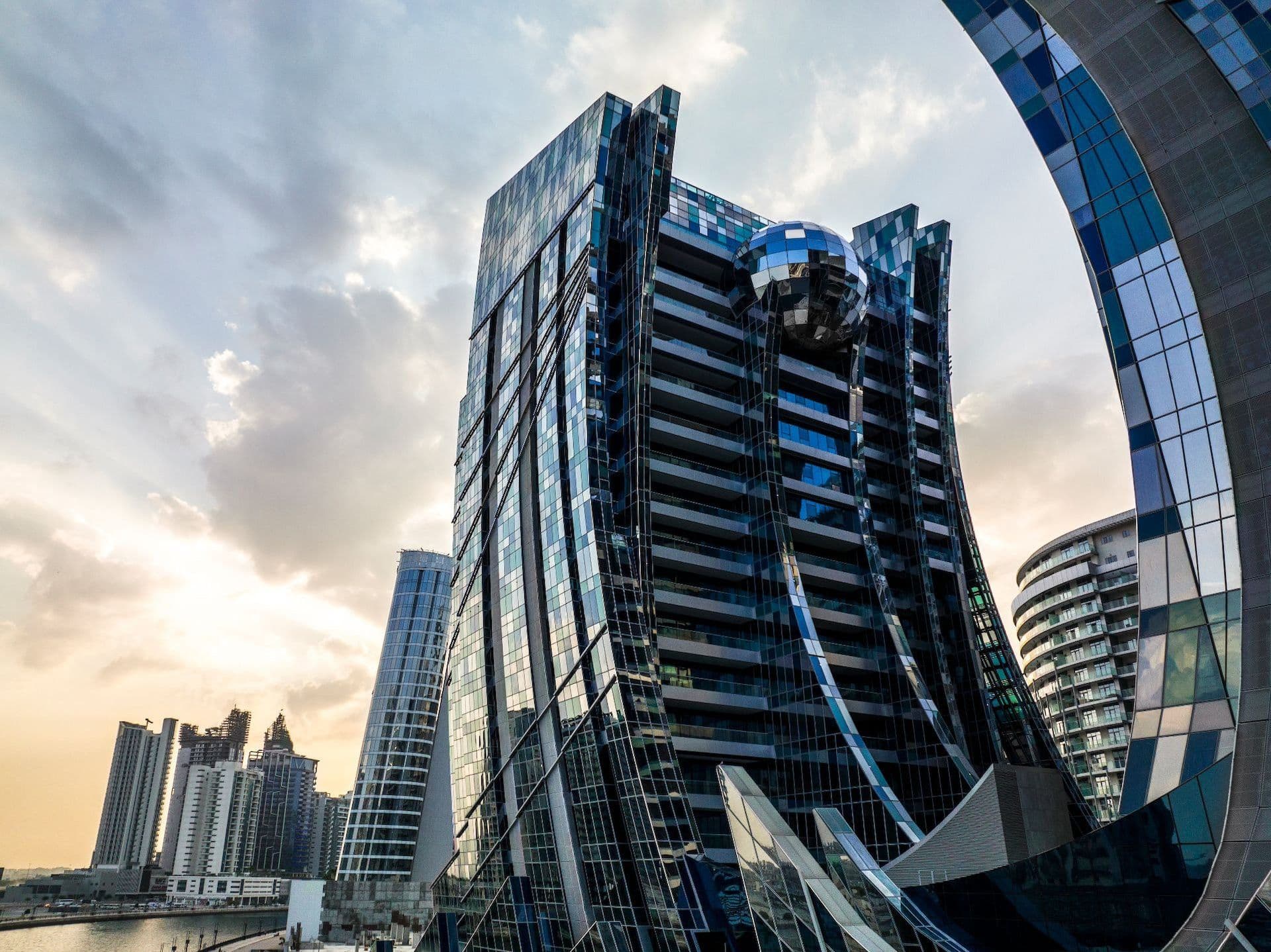 Da Vinci Tower, interiors By Pagani development