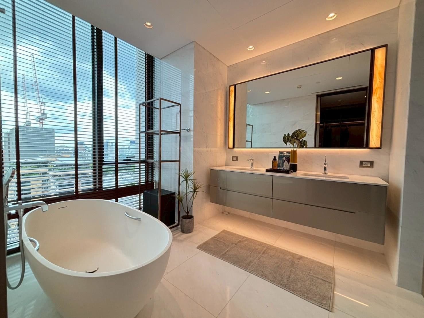 The Residences at Sindhorn Kempinski Hotel, Bangkok development