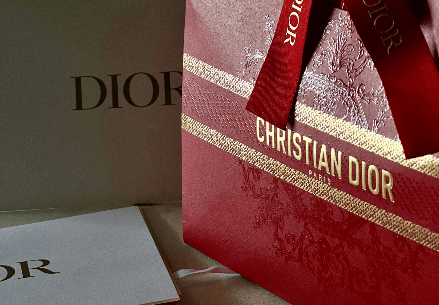 Premium vs. Performance: The Real Trade-Off Behind Branded and Non-Branded Luxury