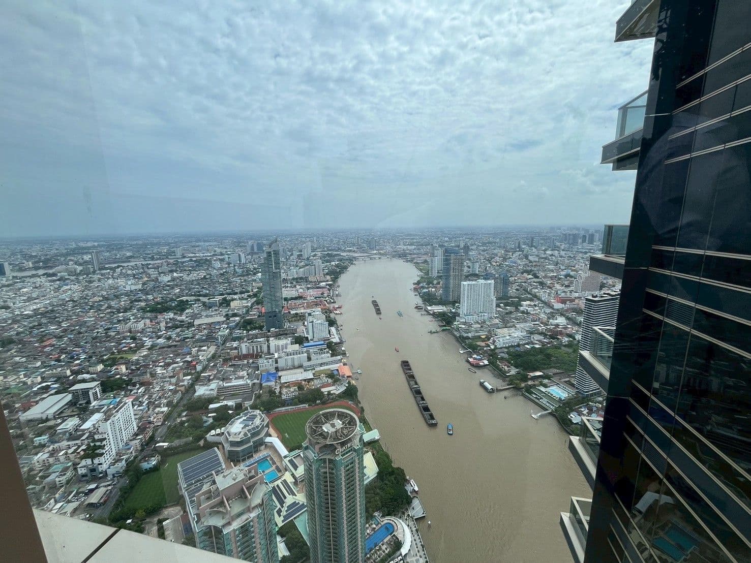 Four Seasons Private Residences Bangkok location